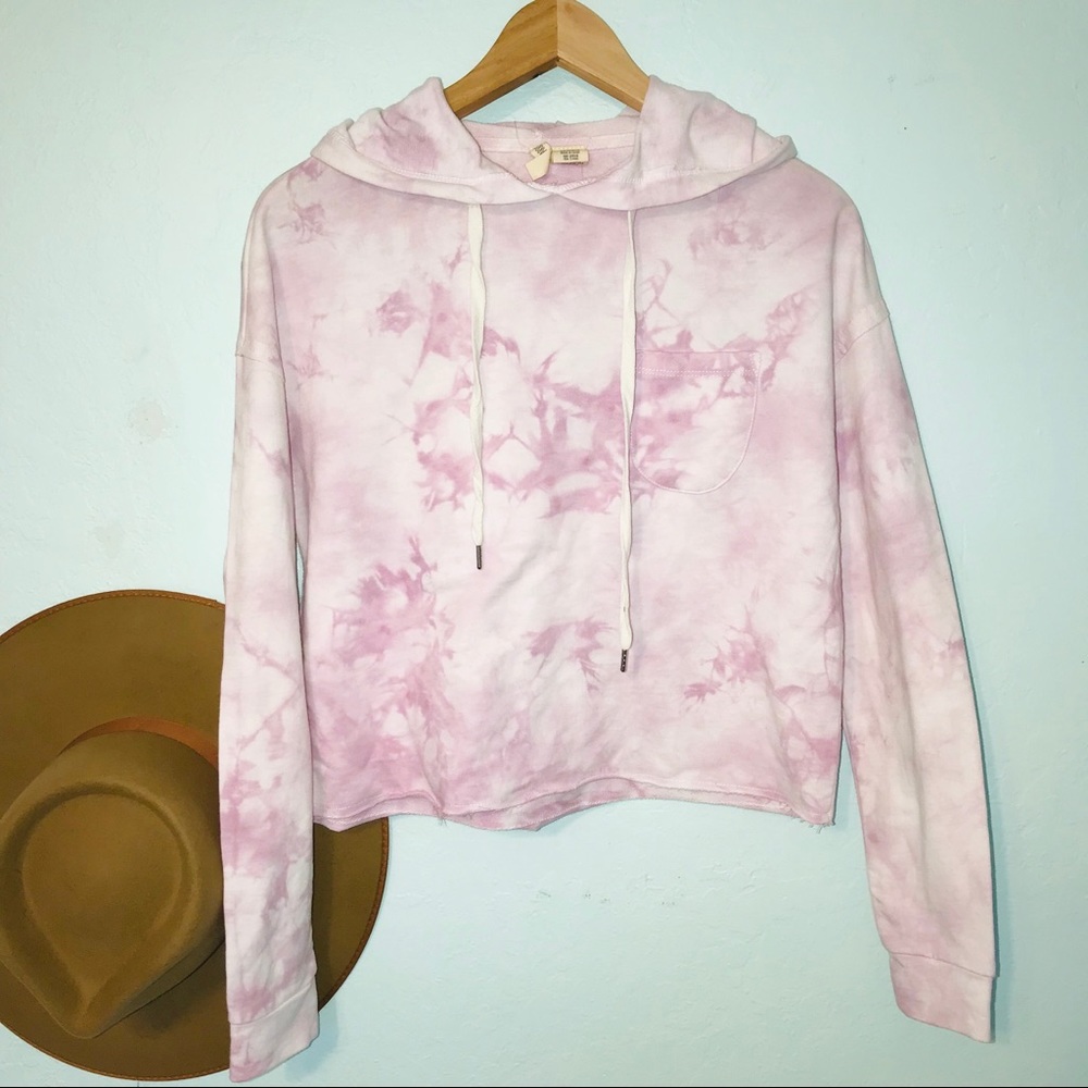 Sky & Sparrow for Tilly’s tie dye cropped hoodie